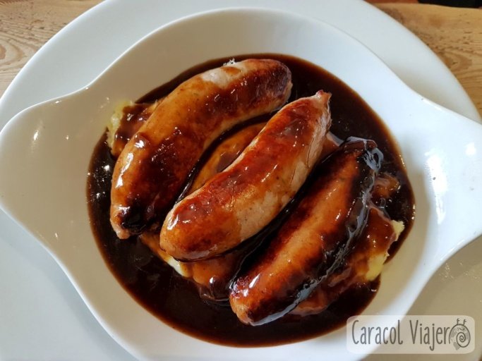 bangers and mash