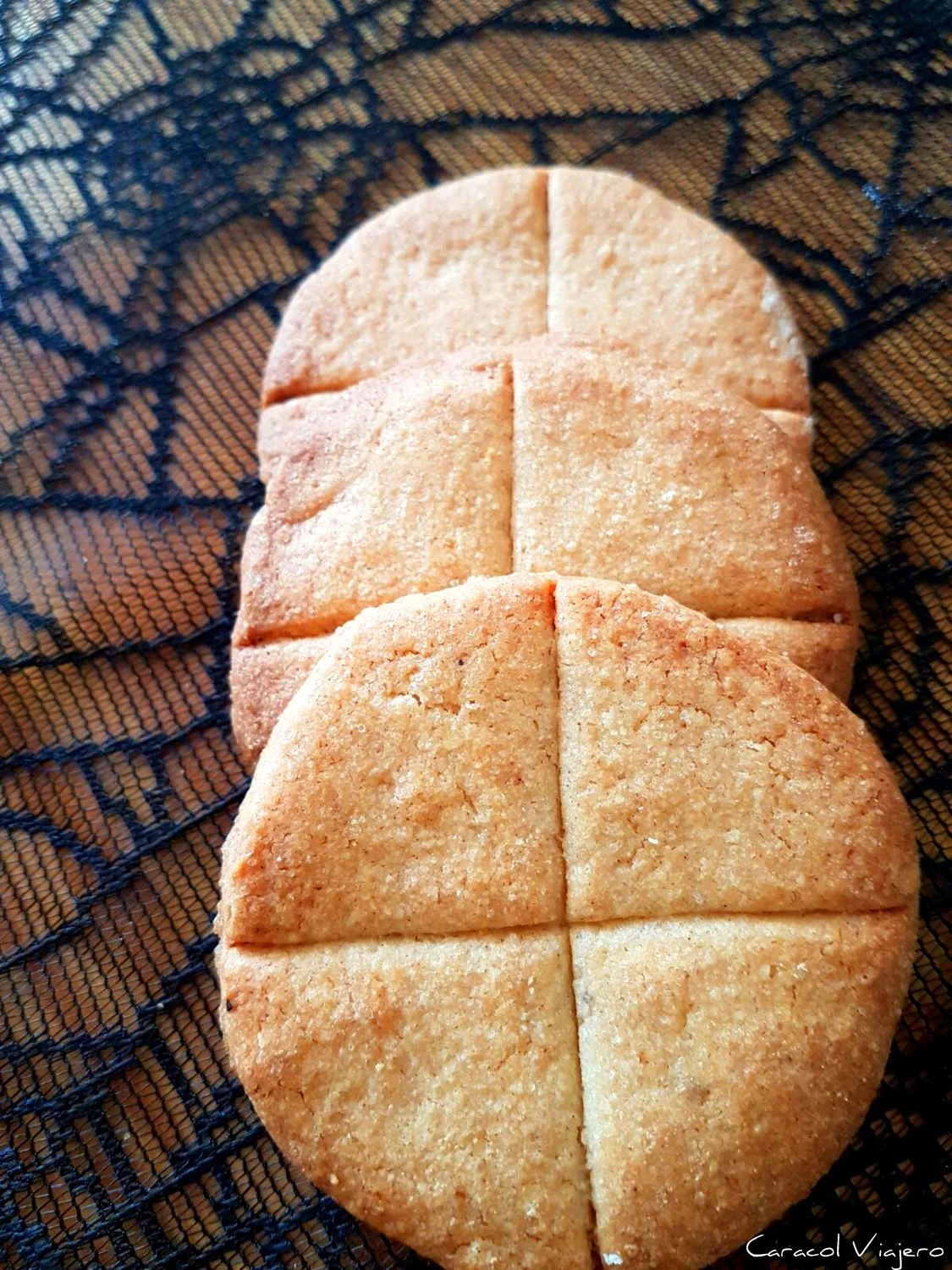 Barmbrack irlandés de Halloween | Pan de frutas confitadas