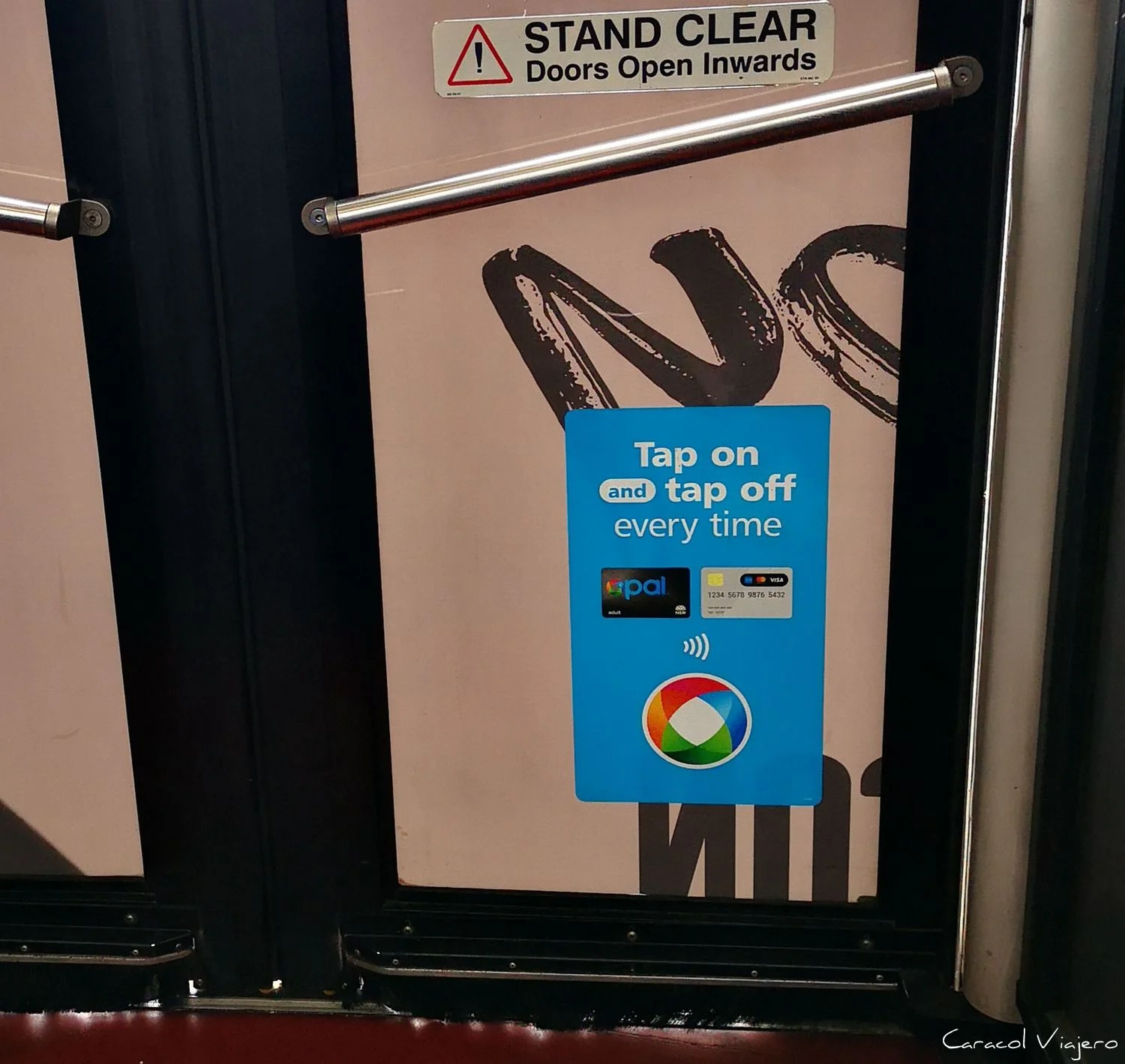 Tap on/off tarjeta Opal - Cómo llegar desde el aeropuerto de Sídney al centro